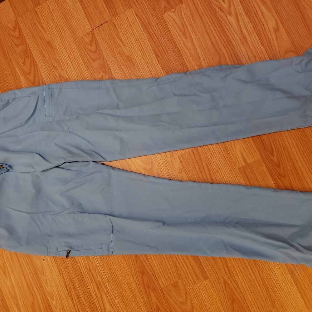 Greys anatomy scrub pants. Medium. Ice berg color.